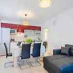 Apartment The Brothers Supetar